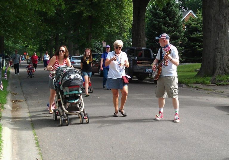 ECCO's 4th of July parade