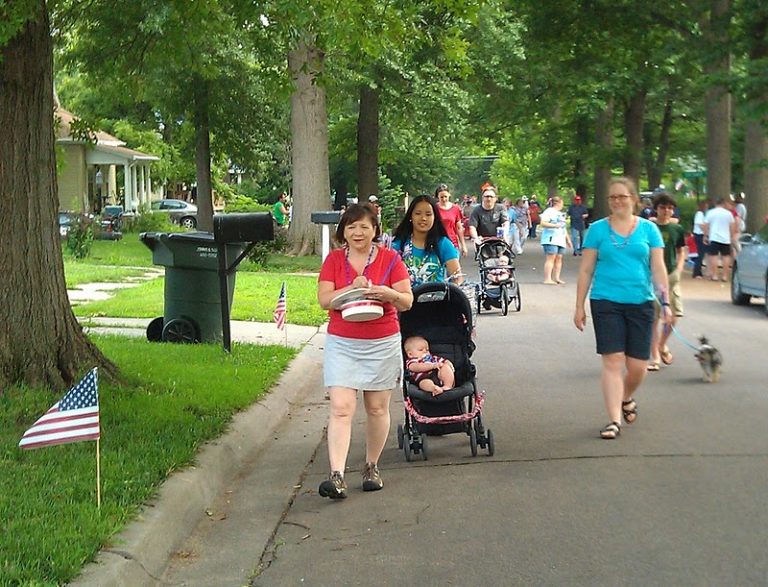 ECCO's 4th of July parade