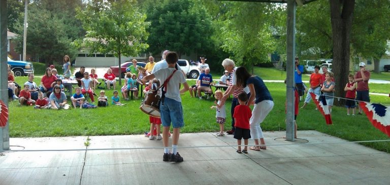 ECCO 4th of July entertainers