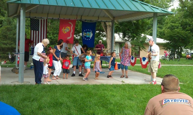 ECCO 4th of July entertainers