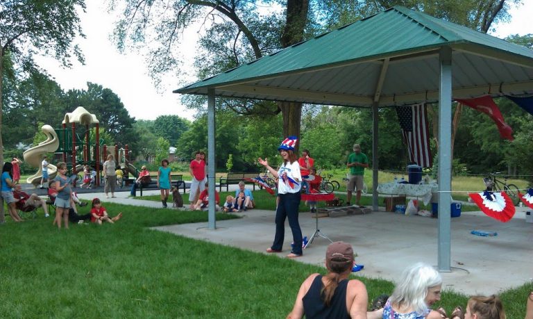 ECCO 4th of July entertainer